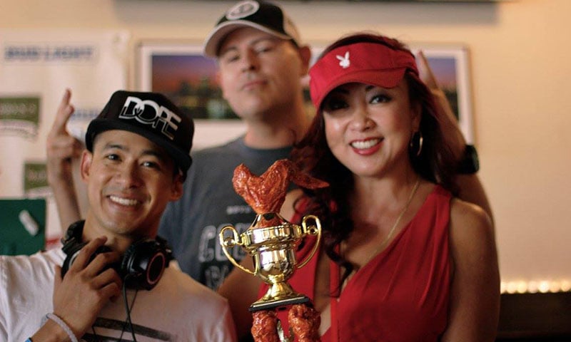 chicken-wing-trophy
