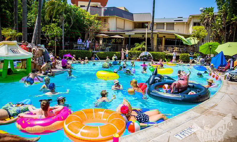 pool-party-tiki-oasis