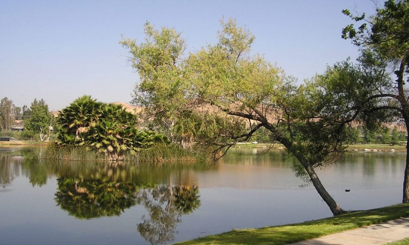 Santee Lakes