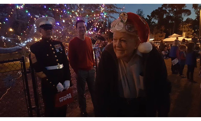 srca christmas tree lighting