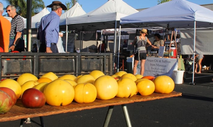 farmers-market-01.jpg